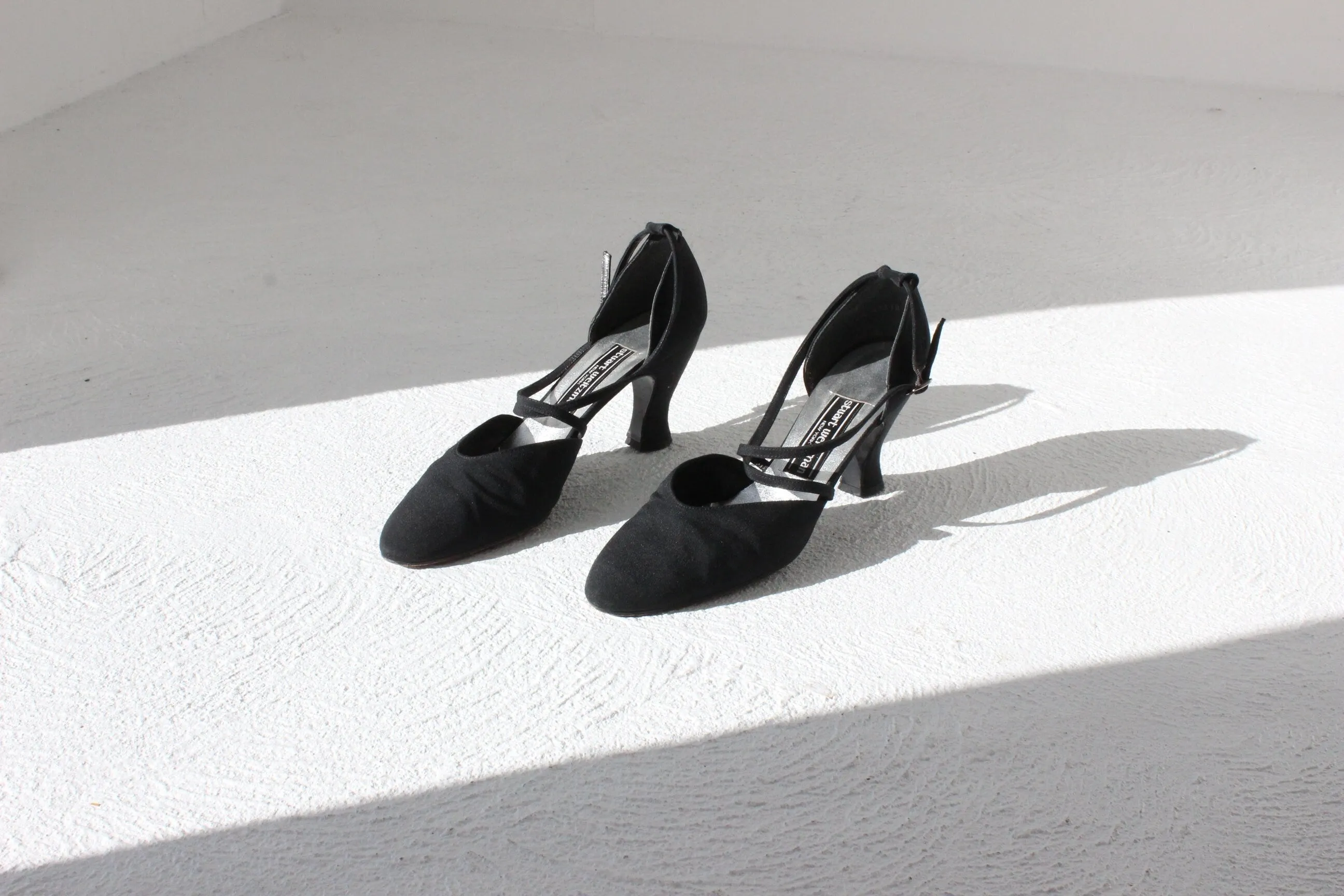 90s Stuart Weitzman Black Fabric D'Orsay Courtier Heels ~ Euro 37