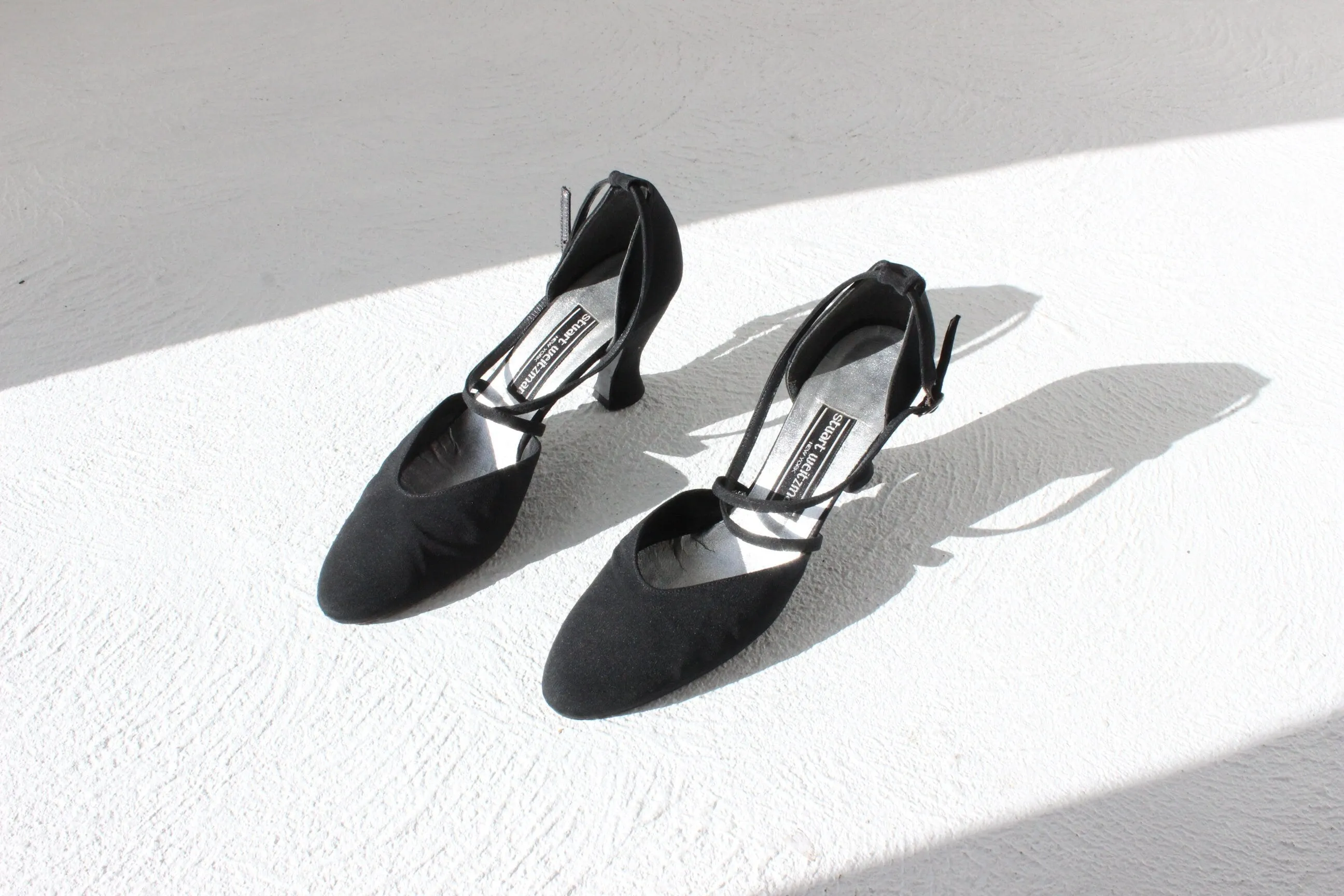 90s Stuart Weitzman Black Fabric D'Orsay Courtier Heels ~ Euro 37