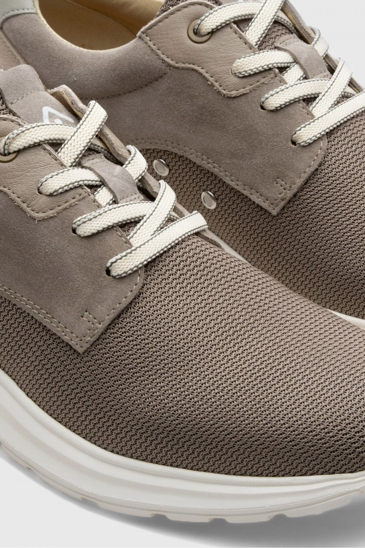 Arrow Hybrid Trainers - Taupe