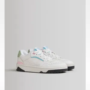 Bershka- Contrast pastel detail trainers