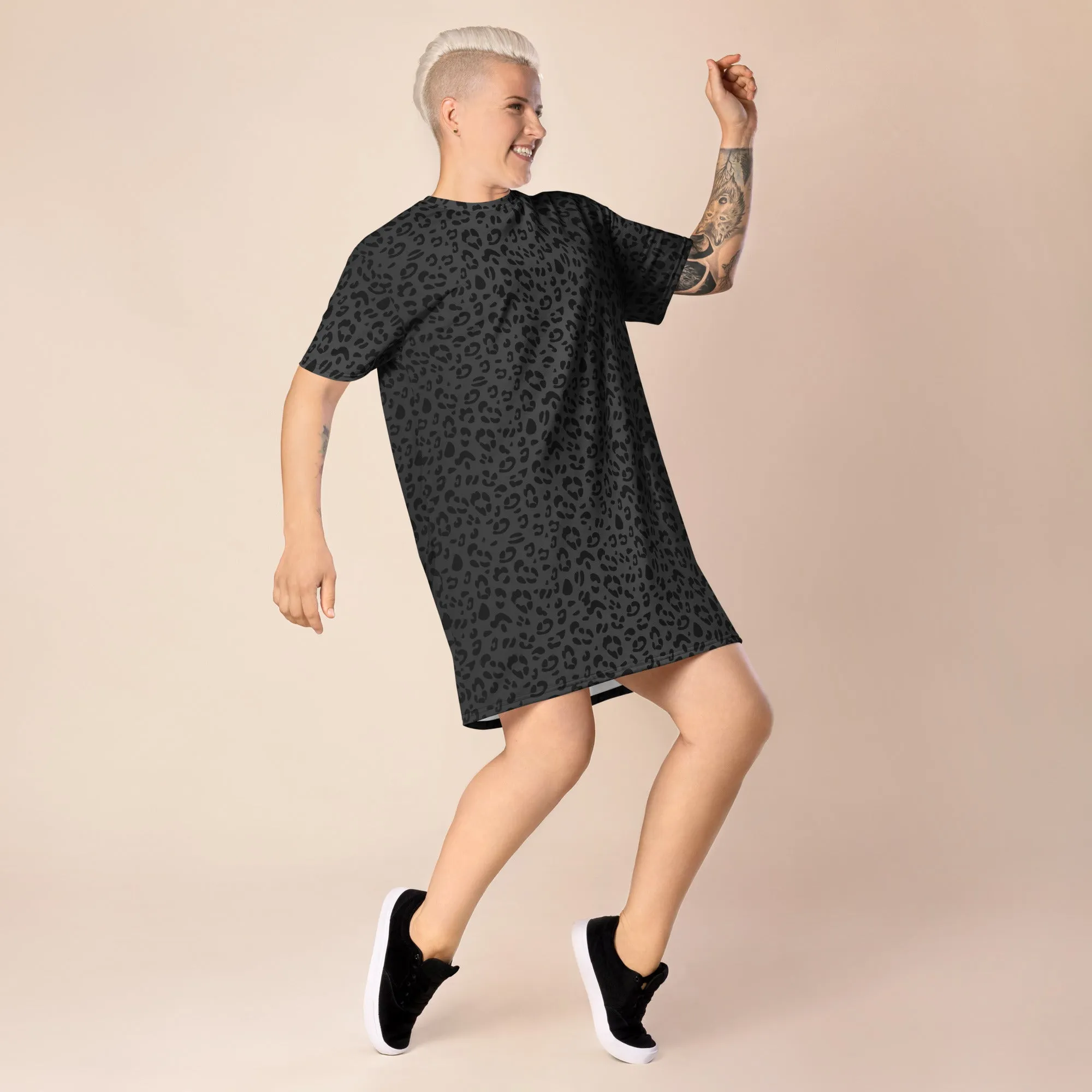 Black Leopard Print T-shirt Dress
