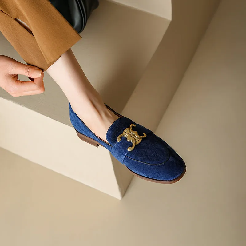 Cataleya Womens Suede Loafers with Chain