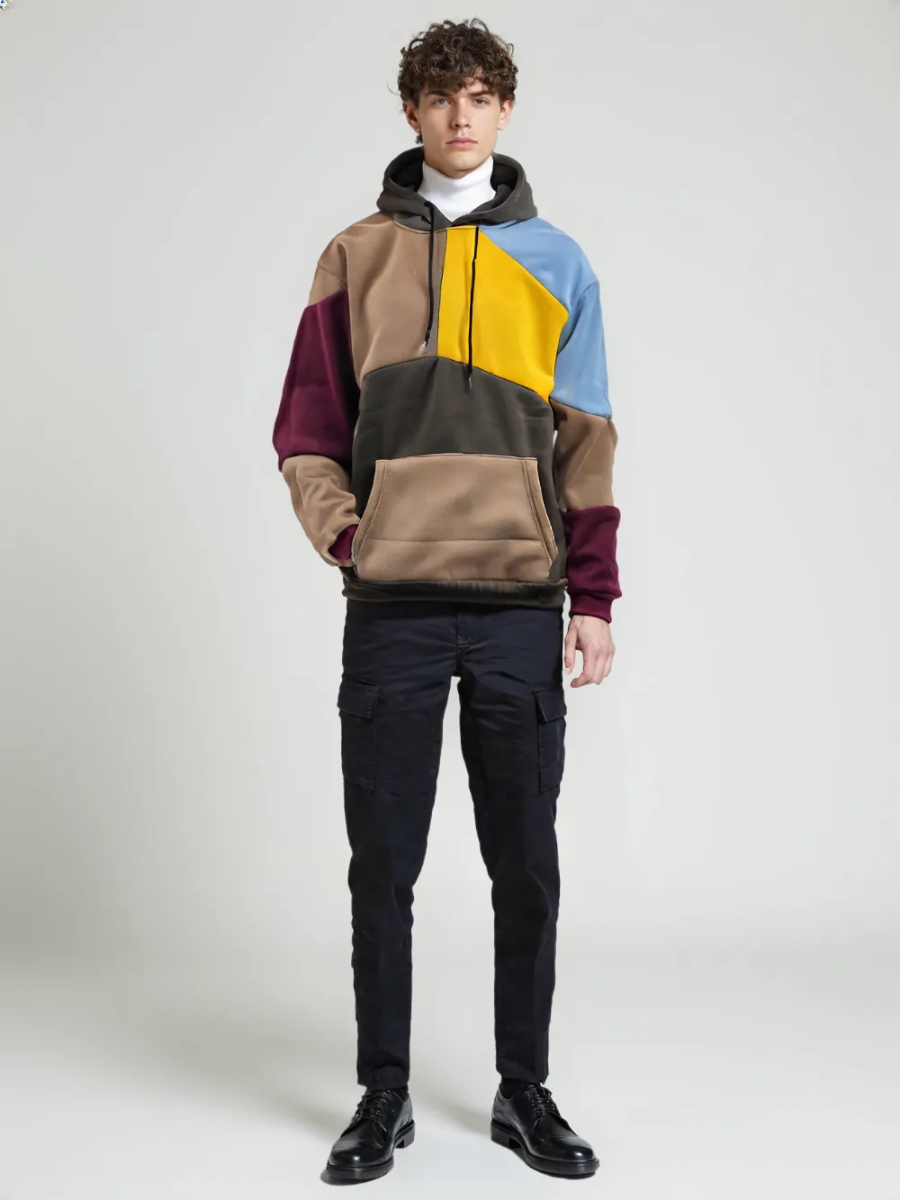 HOD25003 Unisex 100% Polyester Multi Color-patch-up Hoodie