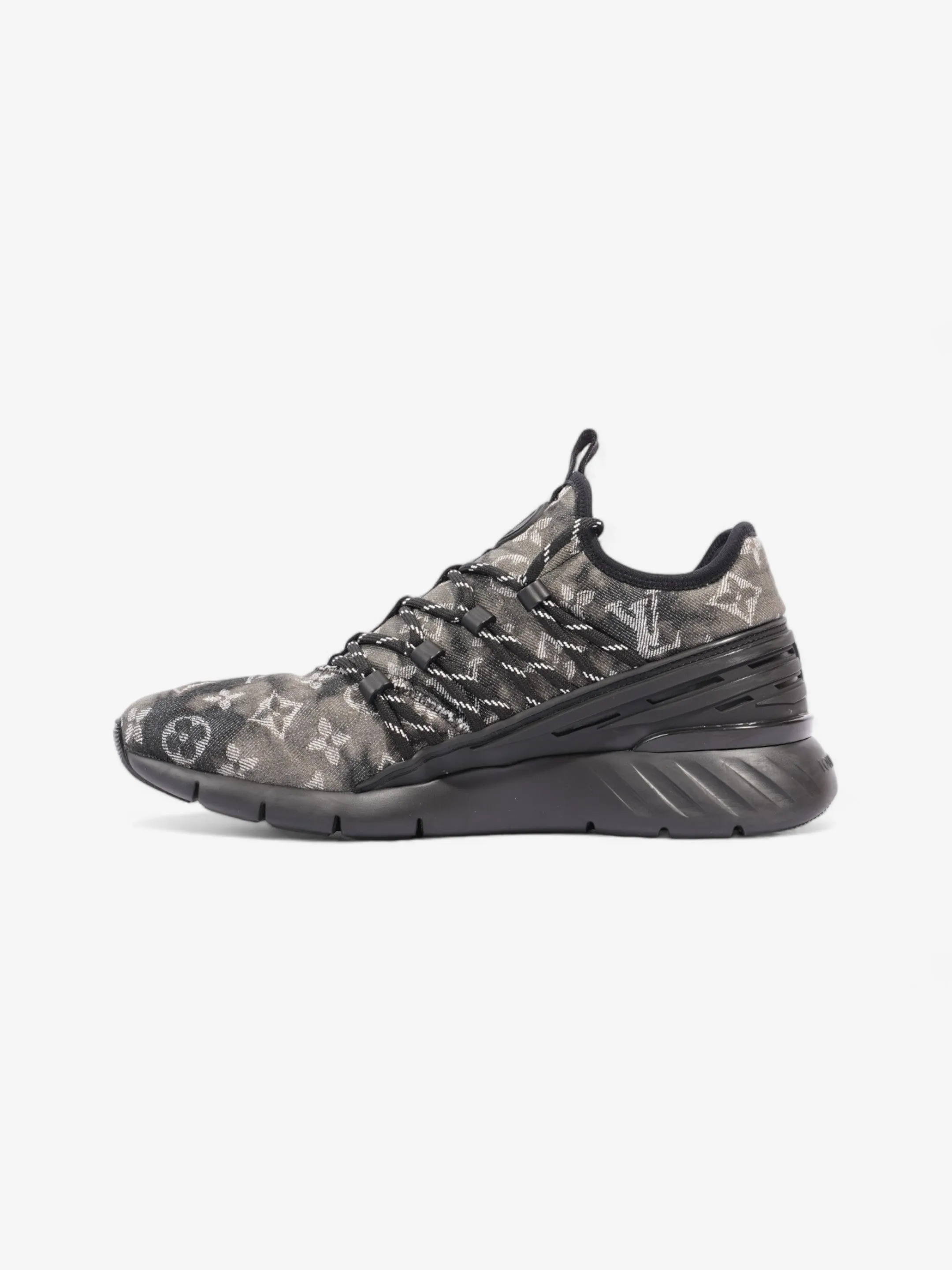 Louis Vuitton Fast Lane Sneaker Black / White Denim EU 41 UK 7