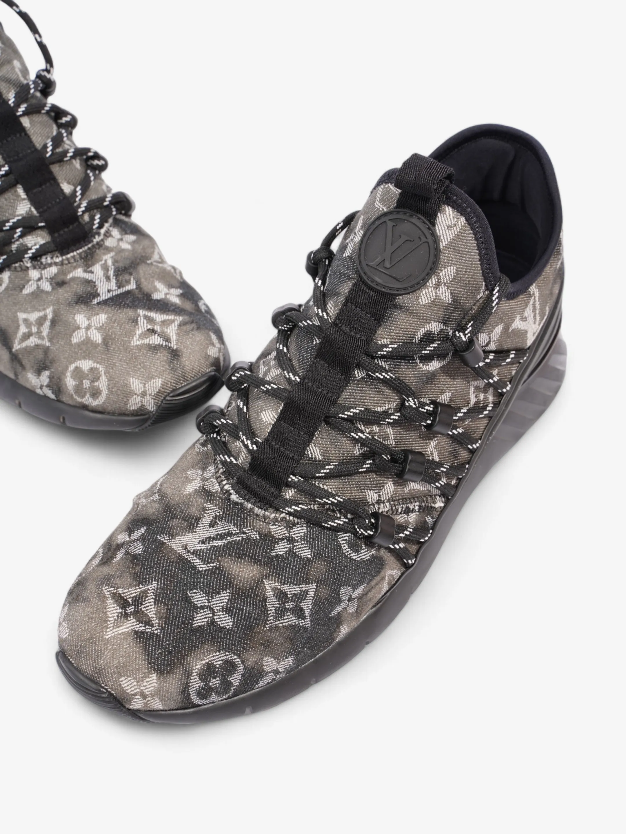 Louis Vuitton Fast Lane Sneaker Black / White Denim EU 41 UK 7