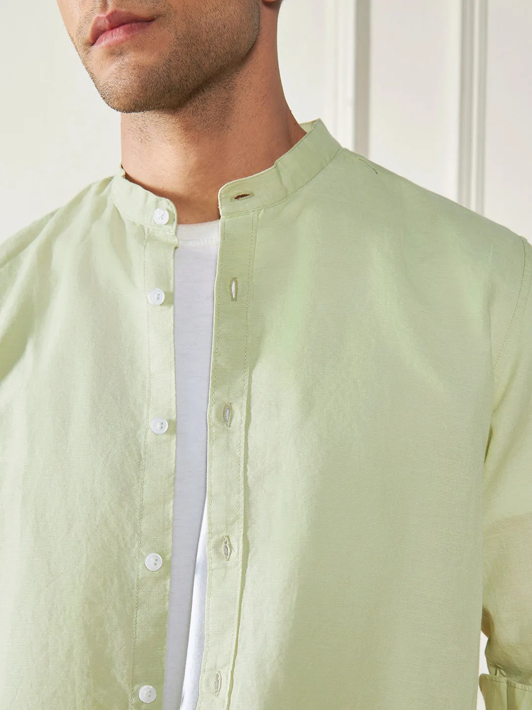 Men's Mandarin Collar Regular Fit Solid Green Casual Shirt