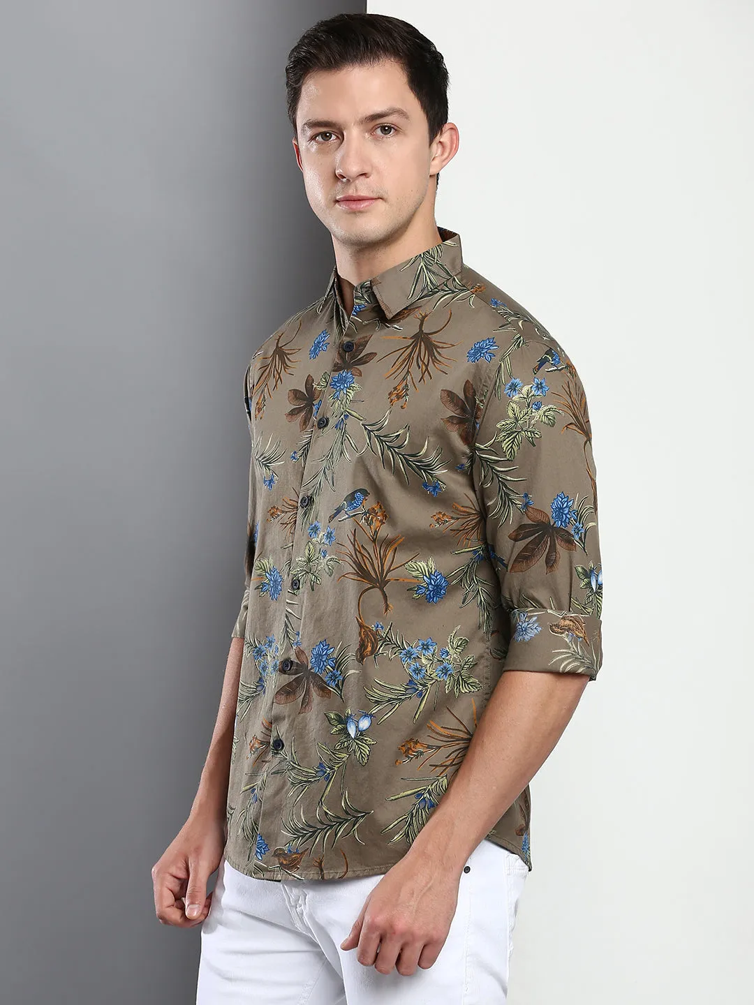 Men's Printed Green Slim Fit Cotton Poly Casual Shirt With Spread Collar & Full Sleeves
