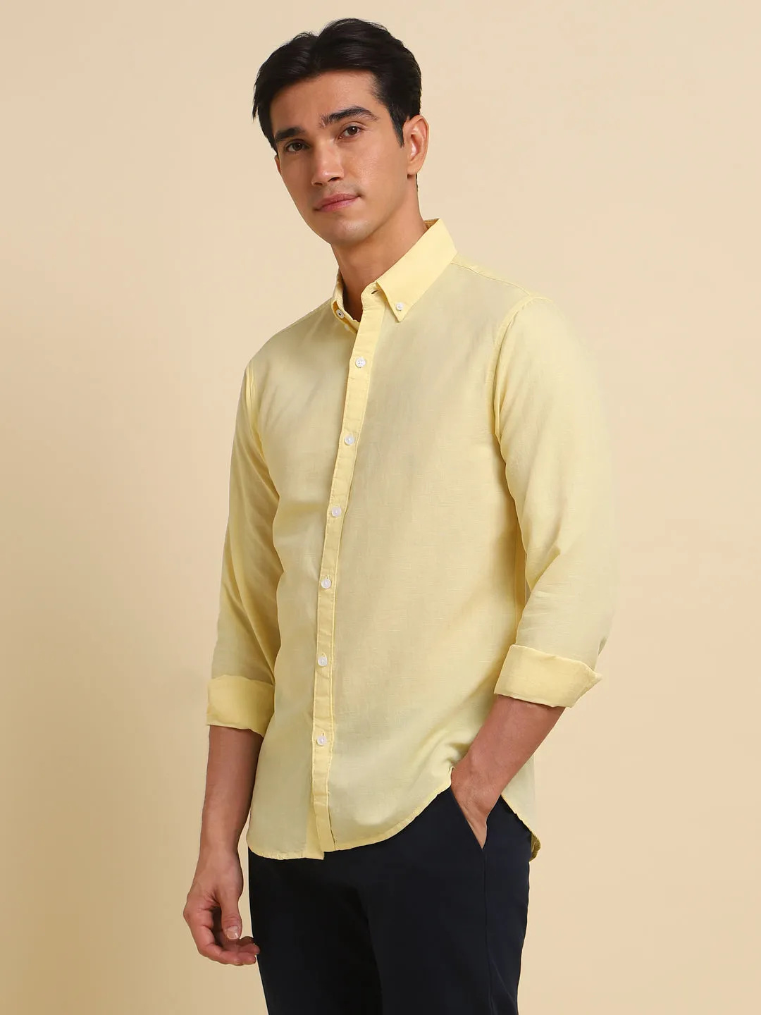 Men's Slim Fit Yellow Solid Button Down Collar & Full Sleeves Casual Shirt
