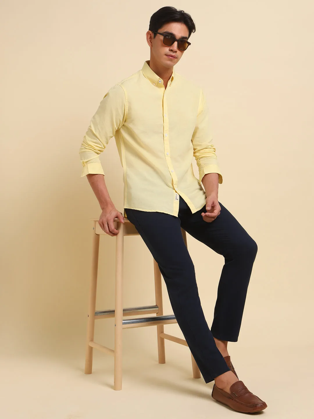 Men's Slim Fit Yellow Solid Button Down Collar & Full Sleeves Casual Shirt