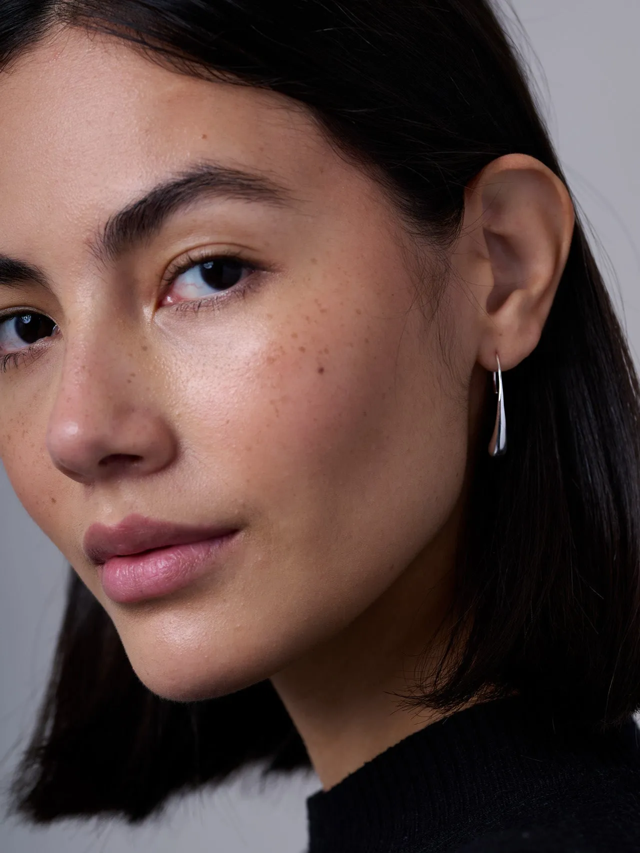 Sterling Silver Thread Through Droplet Earrings