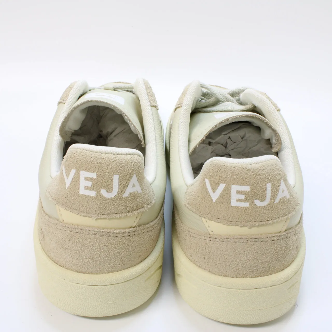 Veja V90 Pierre White F Uk Size 6