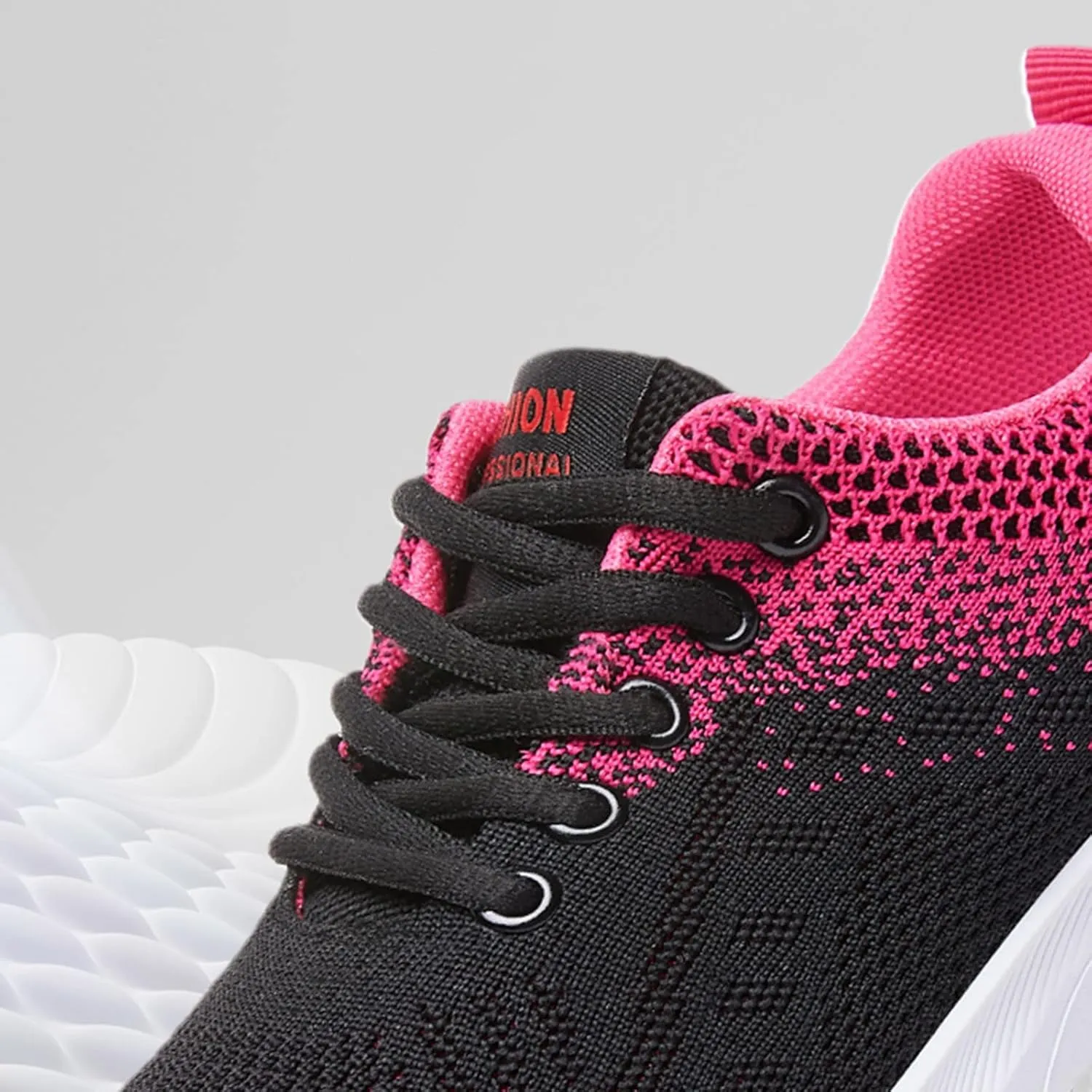 Walking Shoes Women Comfort Lightweight Breathable Running Shoes Non Slip Athletic Fashion Sneakers Mesh Workout Sports